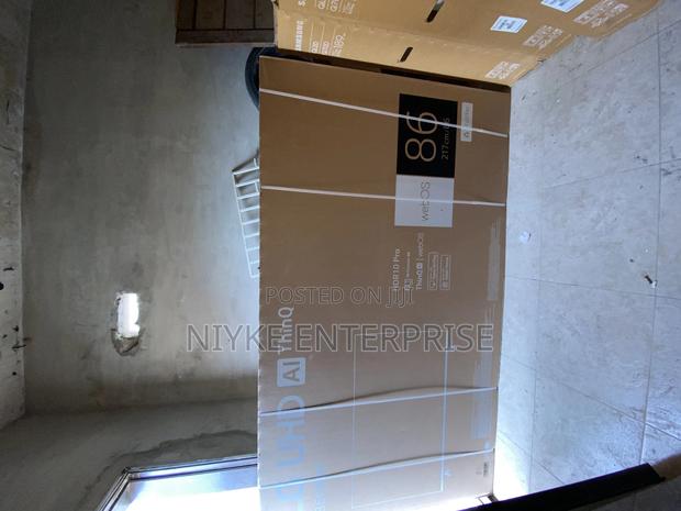 Lg Tv 86 Inches Ur80 With Magic Remote photo 2