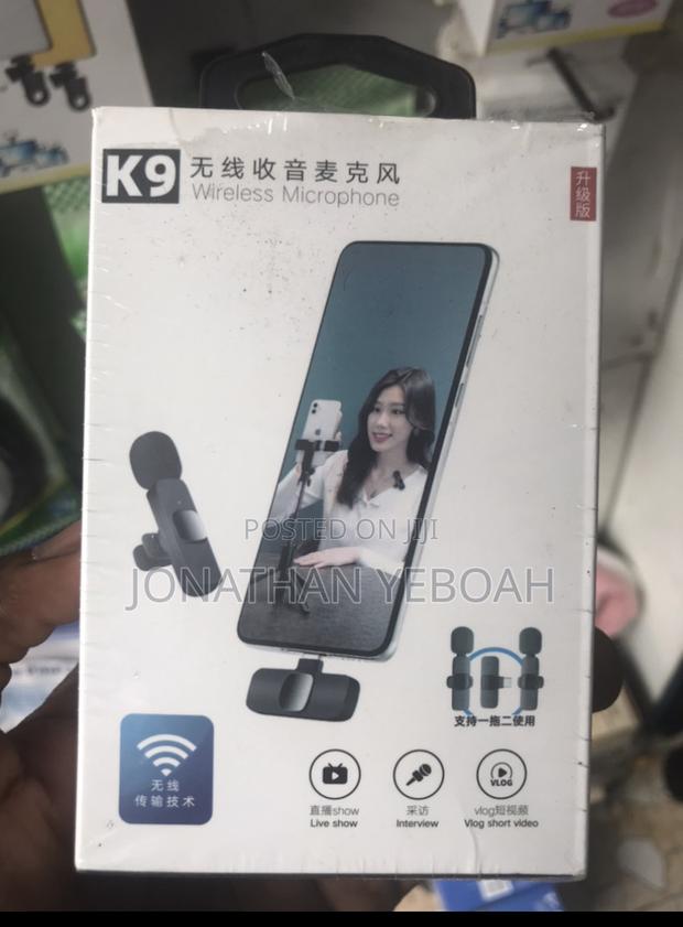 Lapel Wireless 3-in-1 Microphone for All Phones · Photo 4