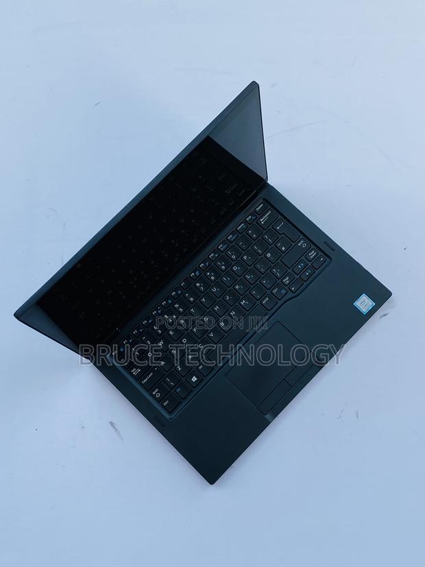 Laptop Dell Latitude 7390 16GB Intel Core i7 SSD 256GB photo 2