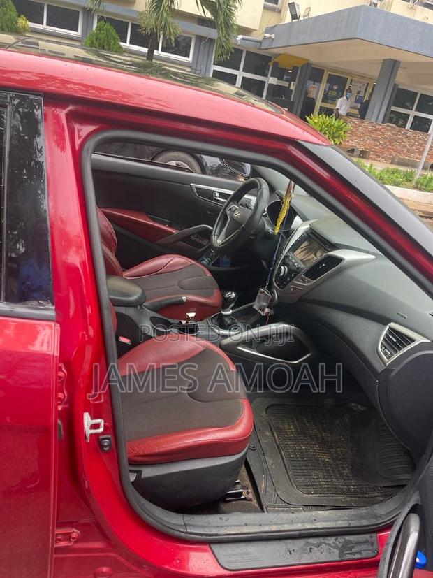 Hyundai Veloster 2013 Red