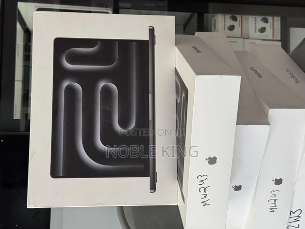 New Laptop Apple MacBook Pro 2024 M4 14-Inch 16GB Apple M4 SSD 512GB · Photo 2