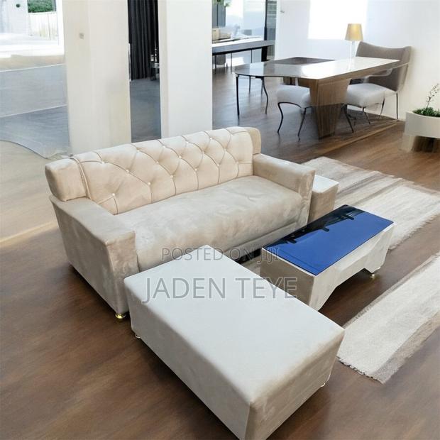 Cream Fabric Sofa Set · Photo 3