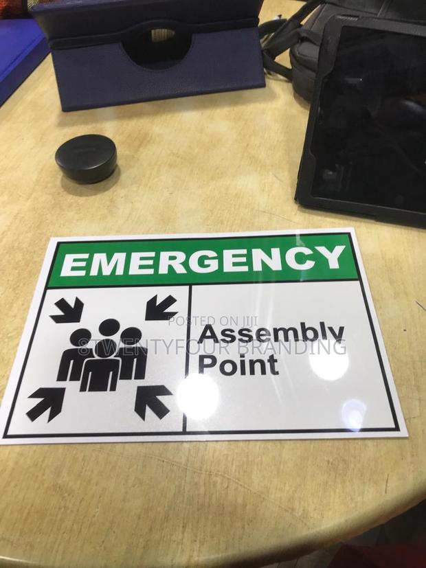 Metal Signs (On Aluminium Metallic Plate)