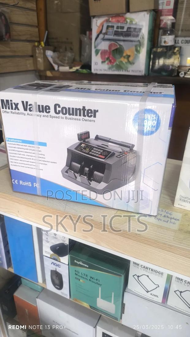 Money/ Bill Counting Machine With Counterfeit Detector photo 3