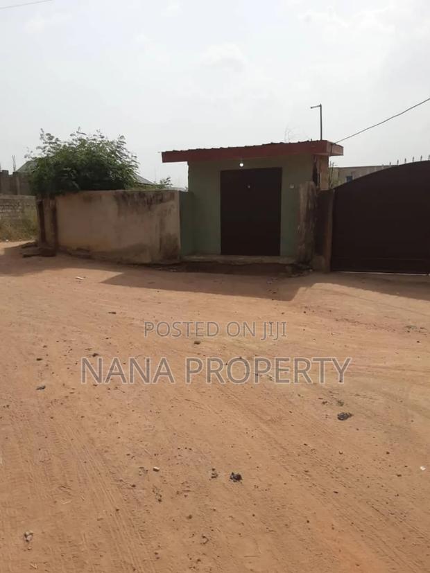 2bdrm House in Oyarifa for sale · Photo 3
