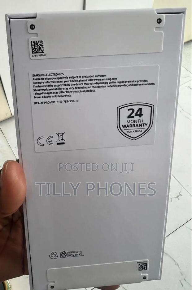 New Samsung Galaxy A56 256 GB Black photo 2