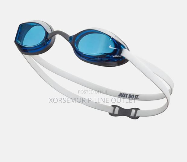 Professional Swimming Shield · Photo 4