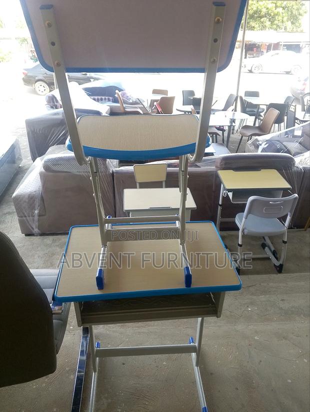 Students New Chairs · Photo 4