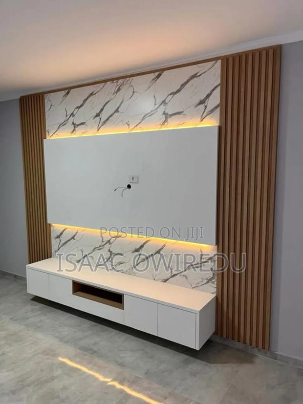 Morden Television Wall Mount · Photo 2