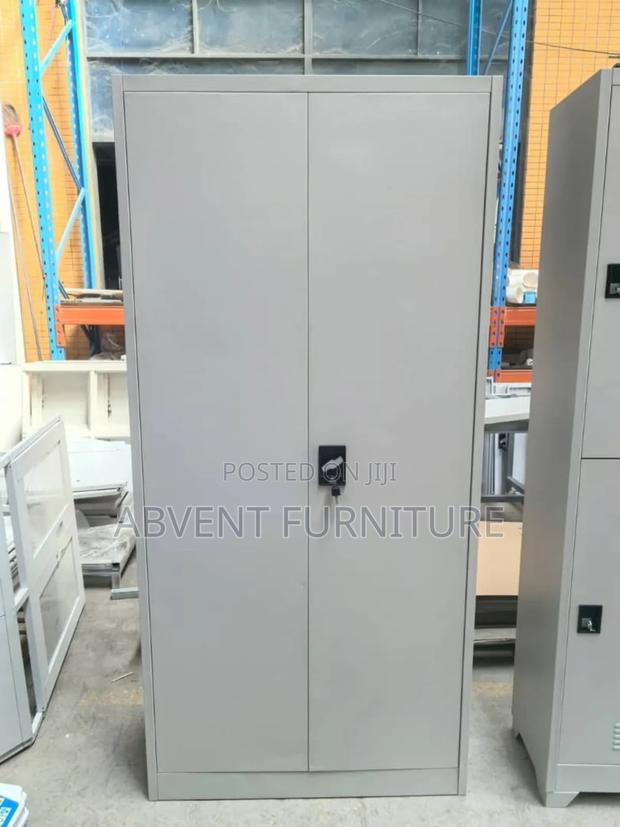 Metal Cabinet for Offices · Photo 2