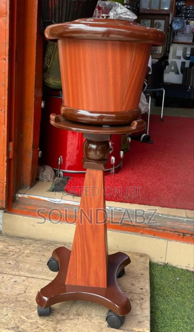 Wooden Offertory Bowl (Sprayed) · Photo 2
