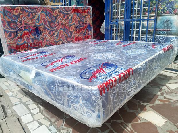 Standard Density Mattress 12" King Size · Photo 3