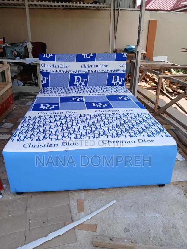 Blue and White Dior Bed · Photo 4