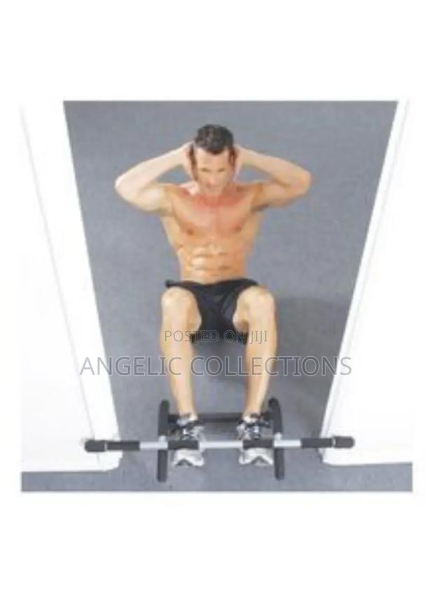 Push Up Bar for Doorway · Photo 4