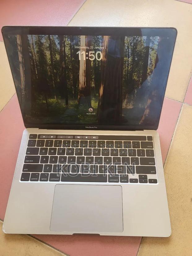 Laptop Apple MacBook Pro 2020 16GB Intel Core I5 SSD 512GB