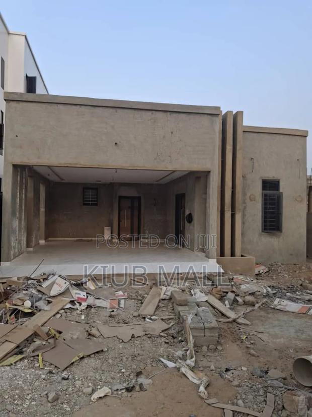 4bdrm House in Nmai-Dzorn for sale photo 5