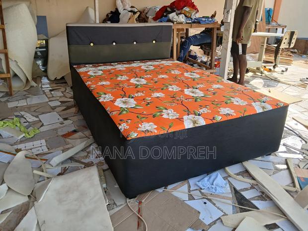 Orange on Black Bed photo 3