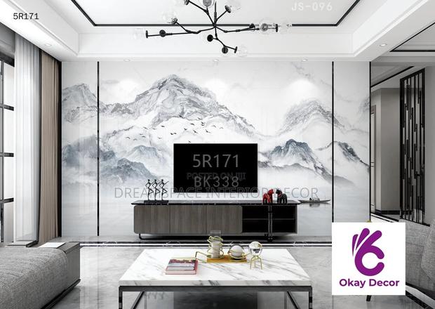 Modern and Luxurious Hall Interior Design at Low Cost