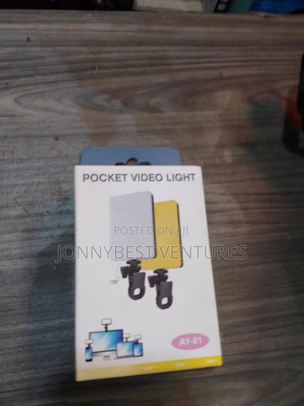 Led Selfie Light Portable and Original photo 2