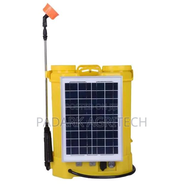 Solar Knapsack Sprayer · Photo 3