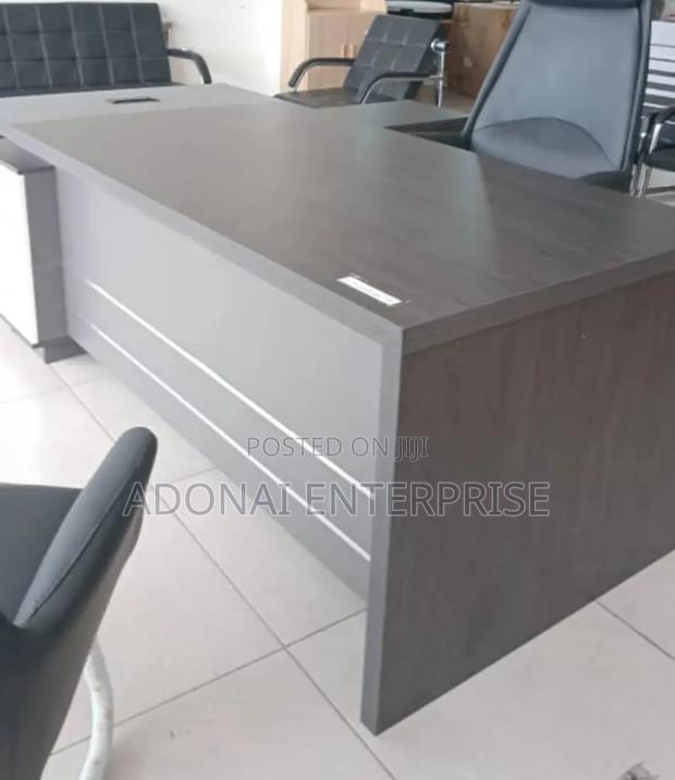 Executive Office Desk Table Hgjby54u · Photo 1