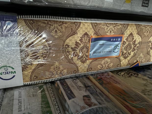 12inches High Density Mattress for Sale · Photo 2