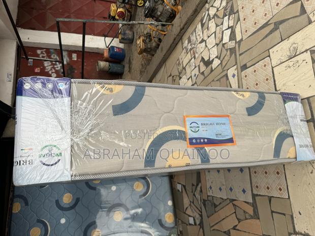 15 Inches High Density Mattress for Sale · Photo 2