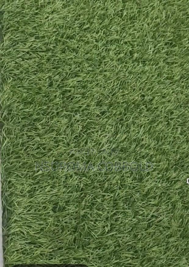 Green Grass Carpet N1