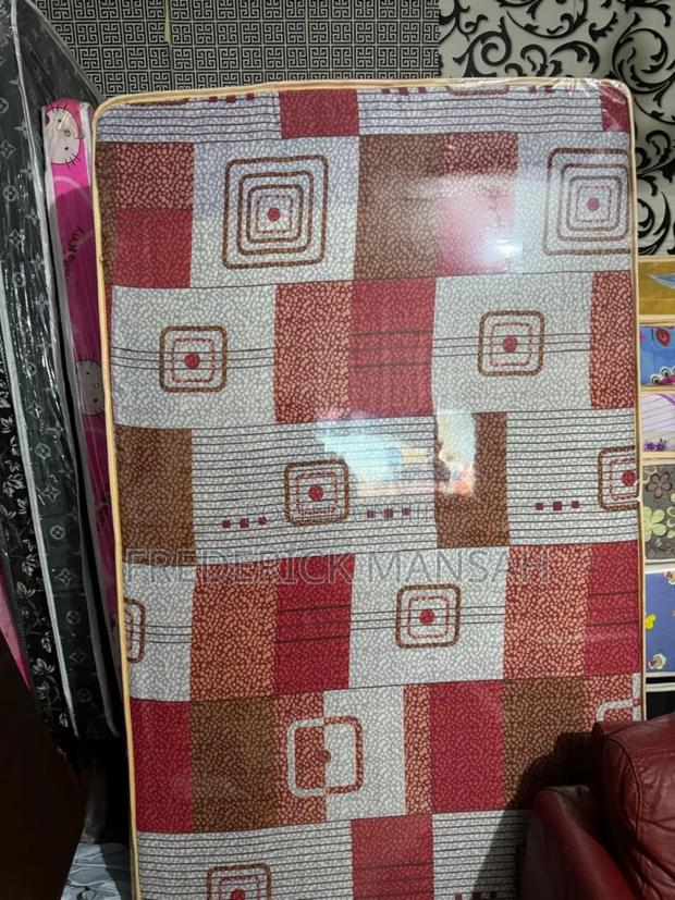 6inches Standard One and Half Mattress for Sale · Photo 2