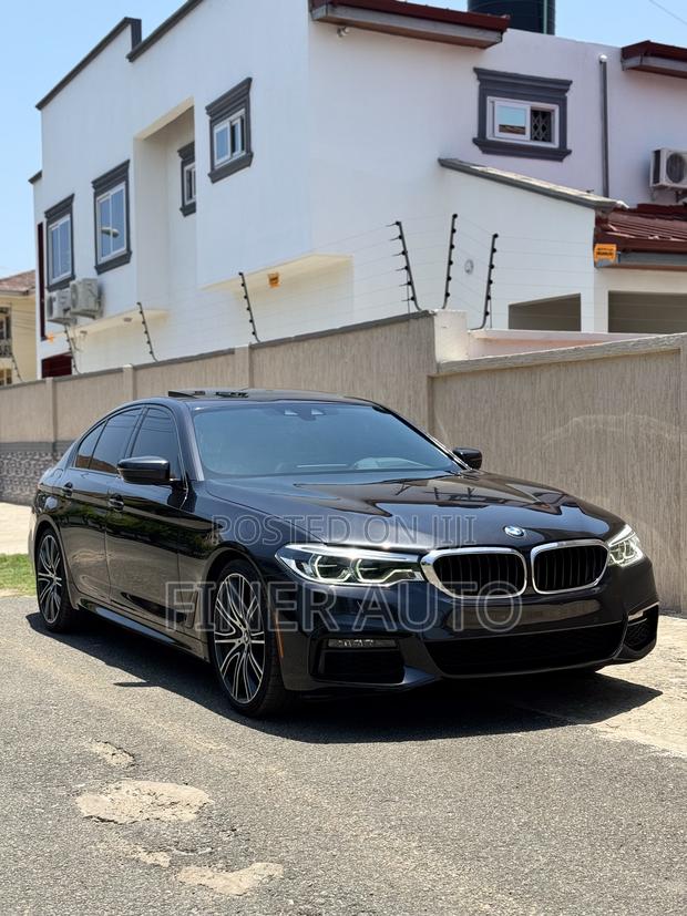 BMW 540i 2019 Gray