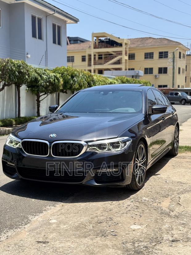 BMW 540i 2019 Gray