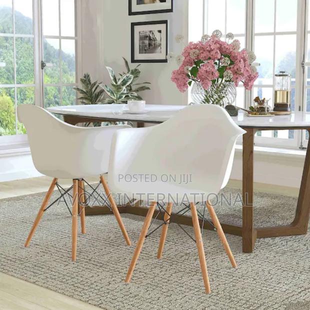 Siete Siete Set of 2 Eames Style Dining Chairs W/Arms- White photo 2