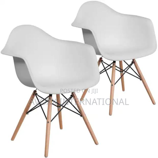 Siete Siete Set of 2 Eames Style Dining Chairs W/Arms- White