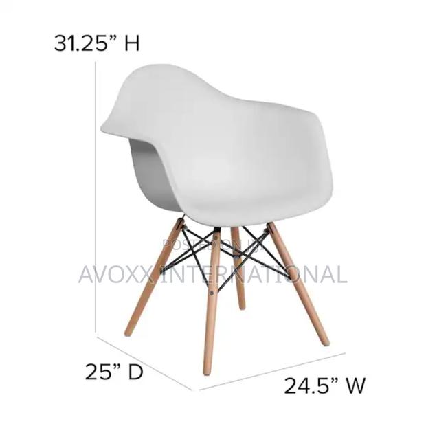 Siete Siete Set of 2 Eames Style Dining Chairs W/Arms- White photo 4