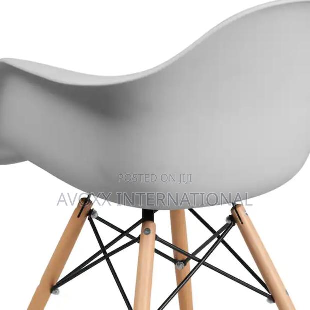 Siete Siete Set of 2 Eames Style Dining Chairs W/Arms- White photo 7