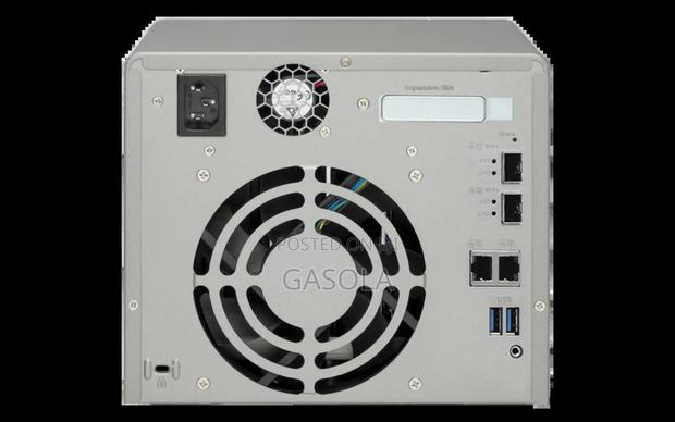 40tb Qnap Ts-531x Nas Storage Sever photo 3