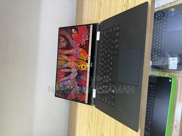 Laptop Dell XPS 15 9570 8GB Intel Core I7 SSD 256GB photo 2