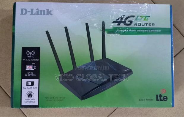 D-Link DWR-M960 Router · Photo 2