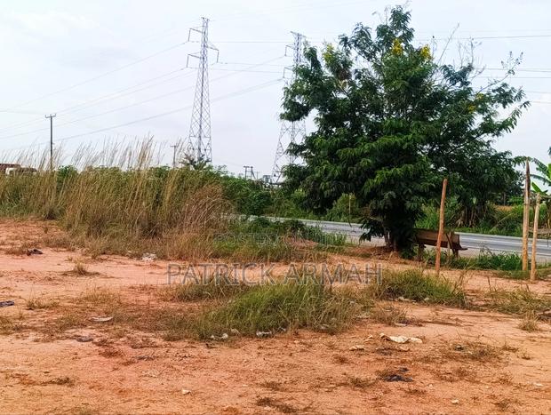 Registered 8 Plots at Ejisu Accra Highway