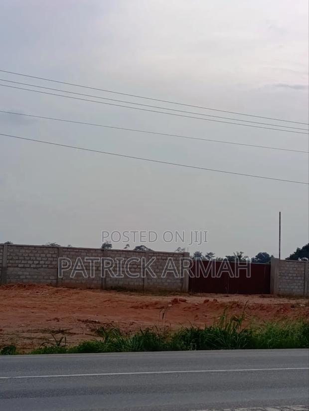 Registered 8 Plots at Ejisu Accra Highway