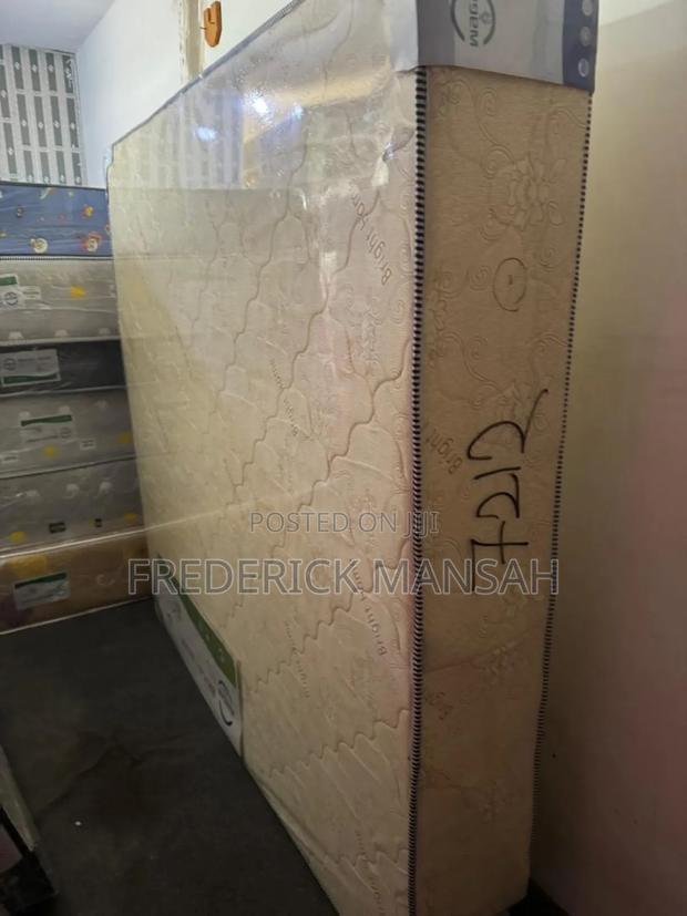 12inches Queensizes High Density Mattress for Sale · Photo 2