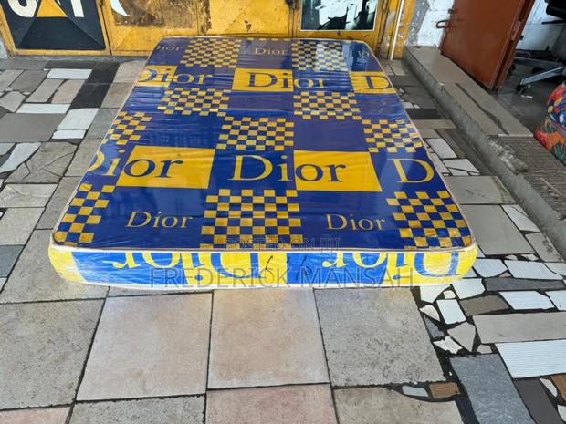 Double Mattress for Sale · Photo 2