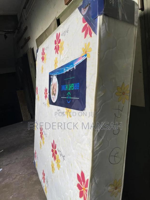 10inches Queen Size High Density Mattress for Sale · Photo 2