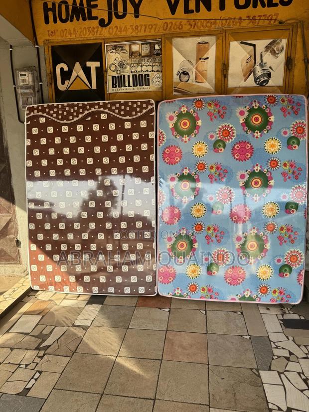 Double Standards Mattress for Sale · Photo 2