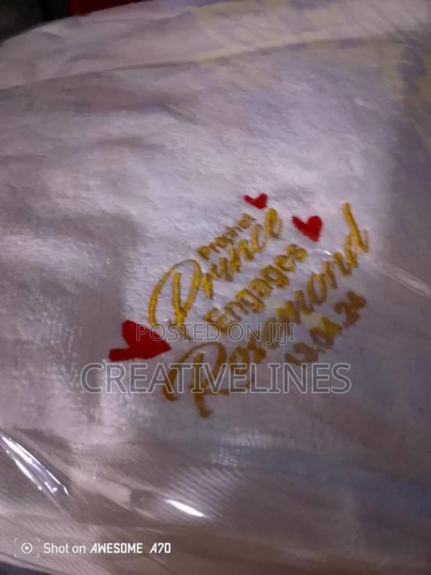 Twel Embroidery · Photo 3