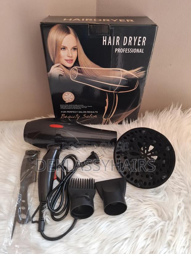 Professional Hair Dryer · Photo 3