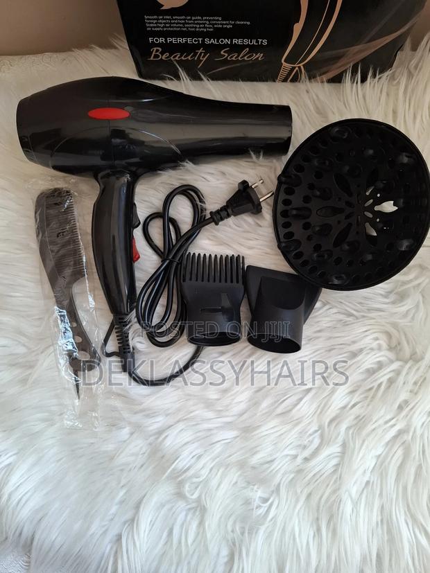 Professional Hair Dryer · Photo 4