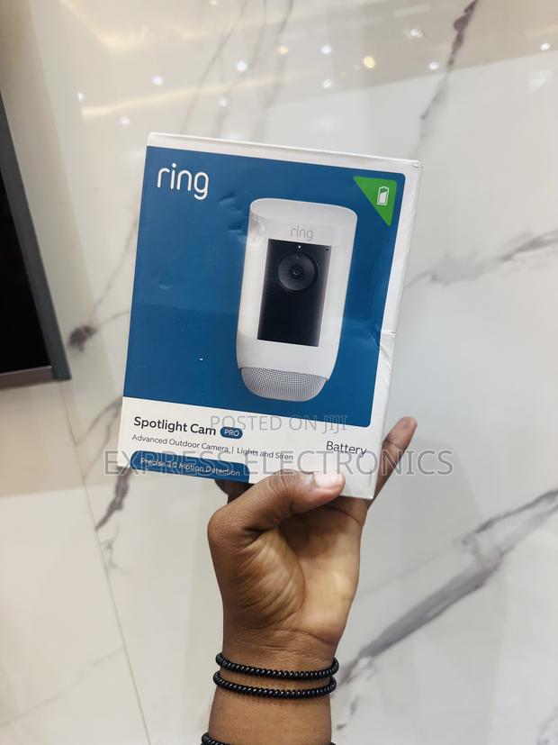 Pro Cam Spotlight Ring White Color · Photo 2