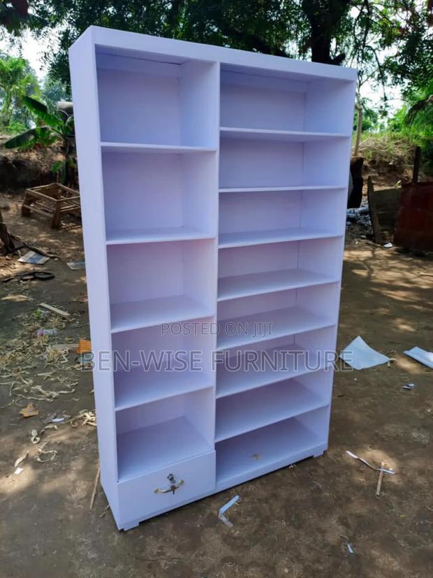 Quality Shoe and Bag Rack · Photo 2