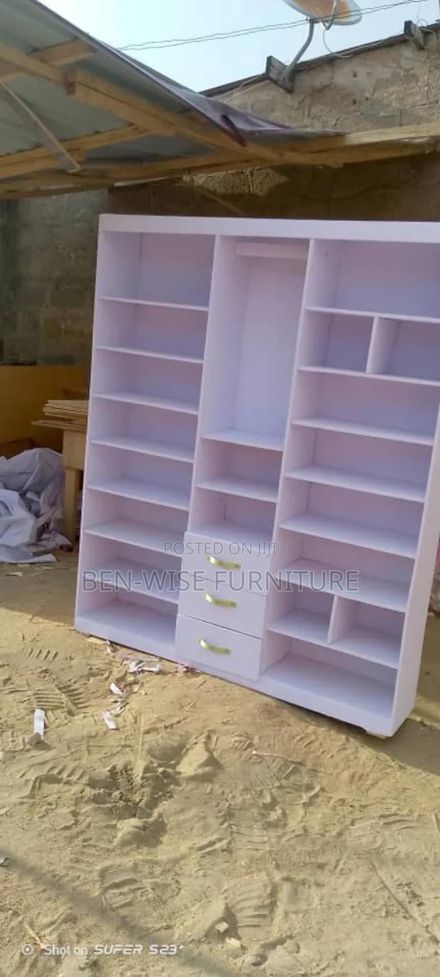 Quality Shoe and Bag Rack · Photo 2